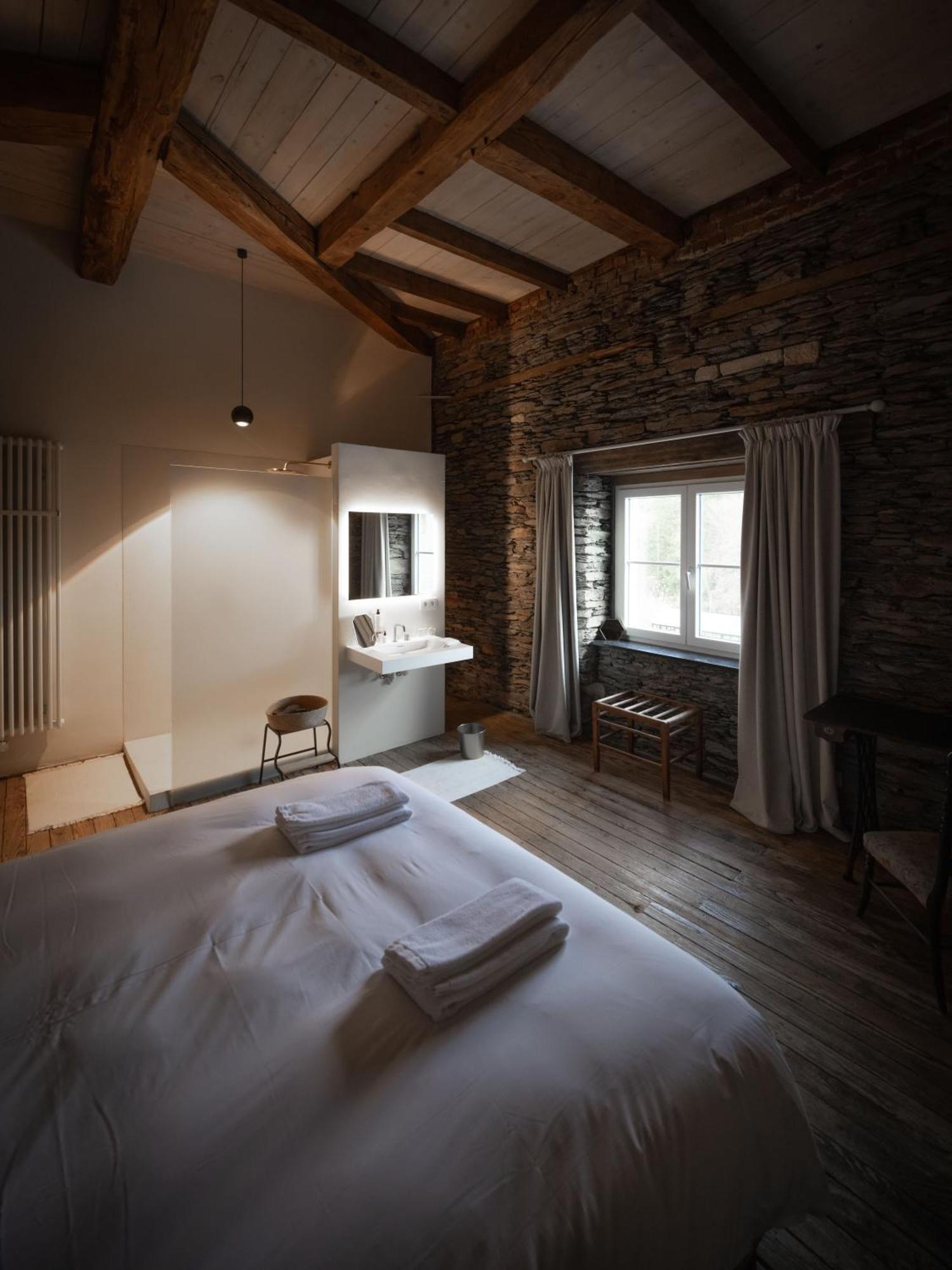 Chateau Du Pont D'Oye 하베이라누브 외부 사진